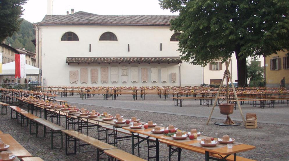 santa maria square - general view